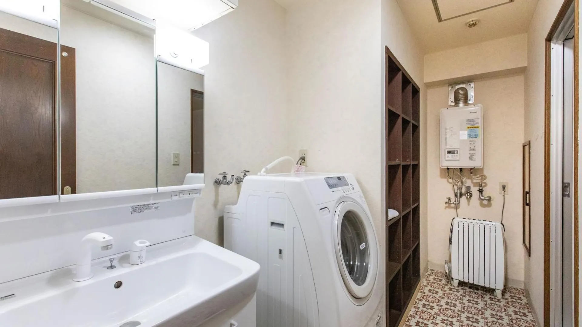 Mitte Misono Apartments 札幌市